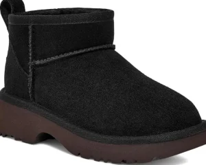 UGG Kids Boots<Classic Ultra Mini New Heights (Little Kid/Big Kid) Black
